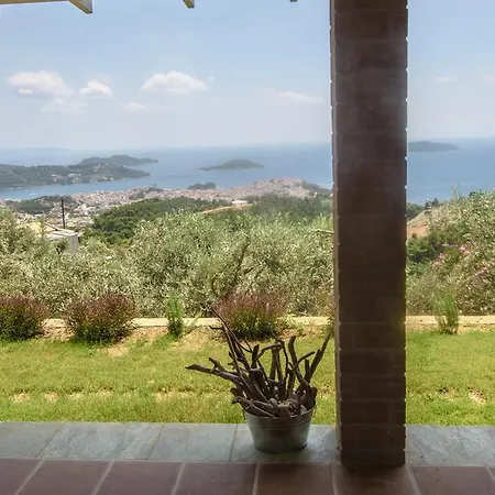 Agia Kali מגלי אמוס